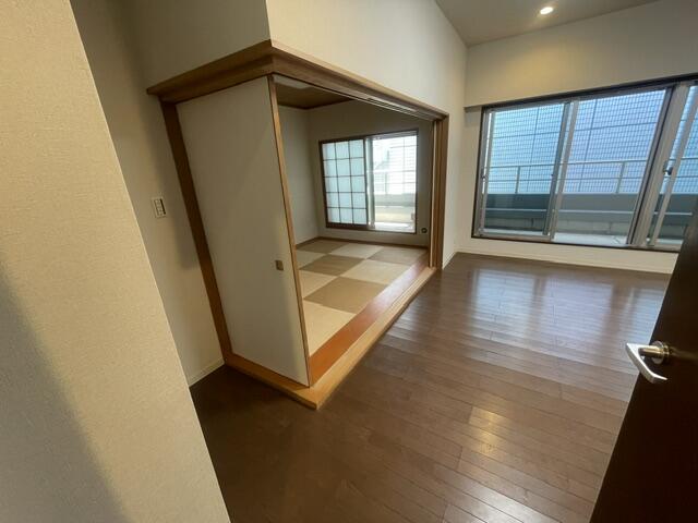 802号室 4