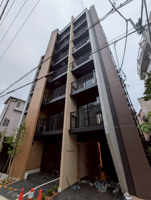 701号室 7