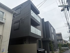302号室 9