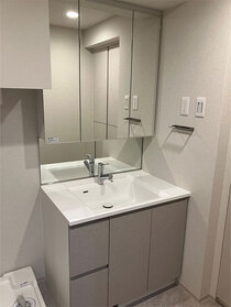 802号室 7