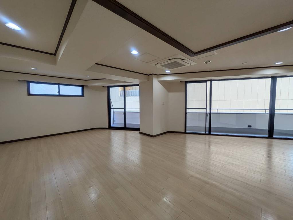 203号室 7