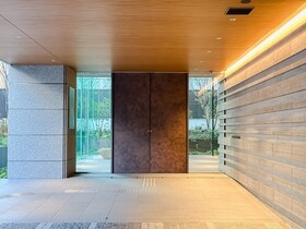 603号室 4