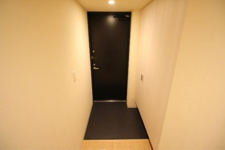 303号室 8