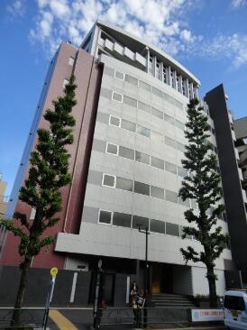 403号室 11