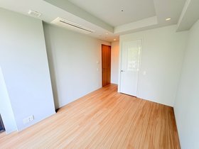 302号室 5