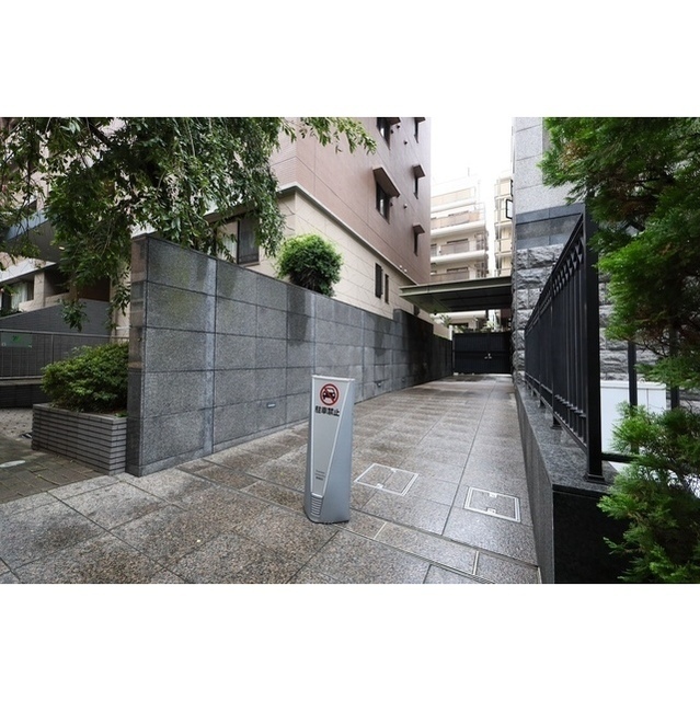 0503号室 4
