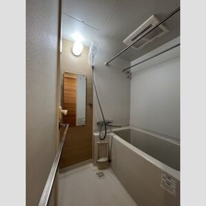 302号室 7