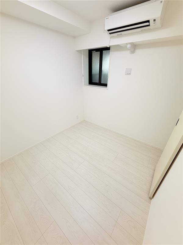 203号室 6