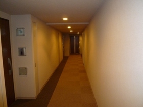 0708号室 8