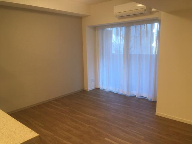 402号室
