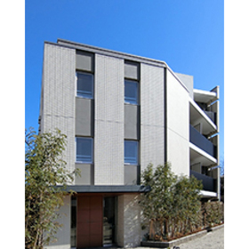 フレンシア学芸大学 4