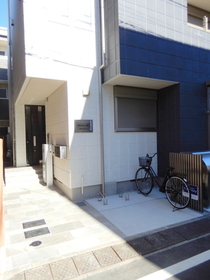 201号室 6