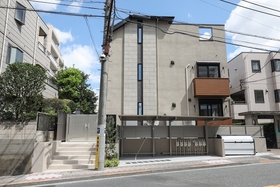 203号室 8