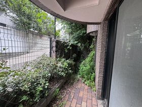 101号室 9