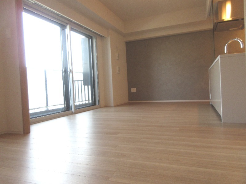 603号室 3