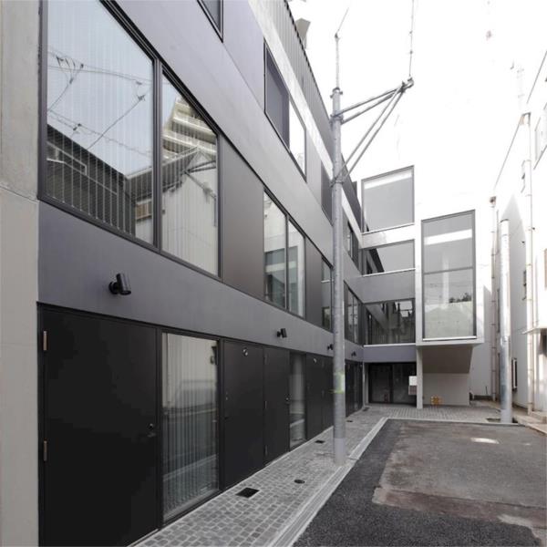 DOUBLE COURT 2
