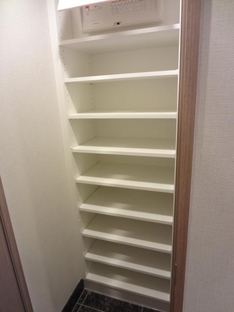 205号室 6