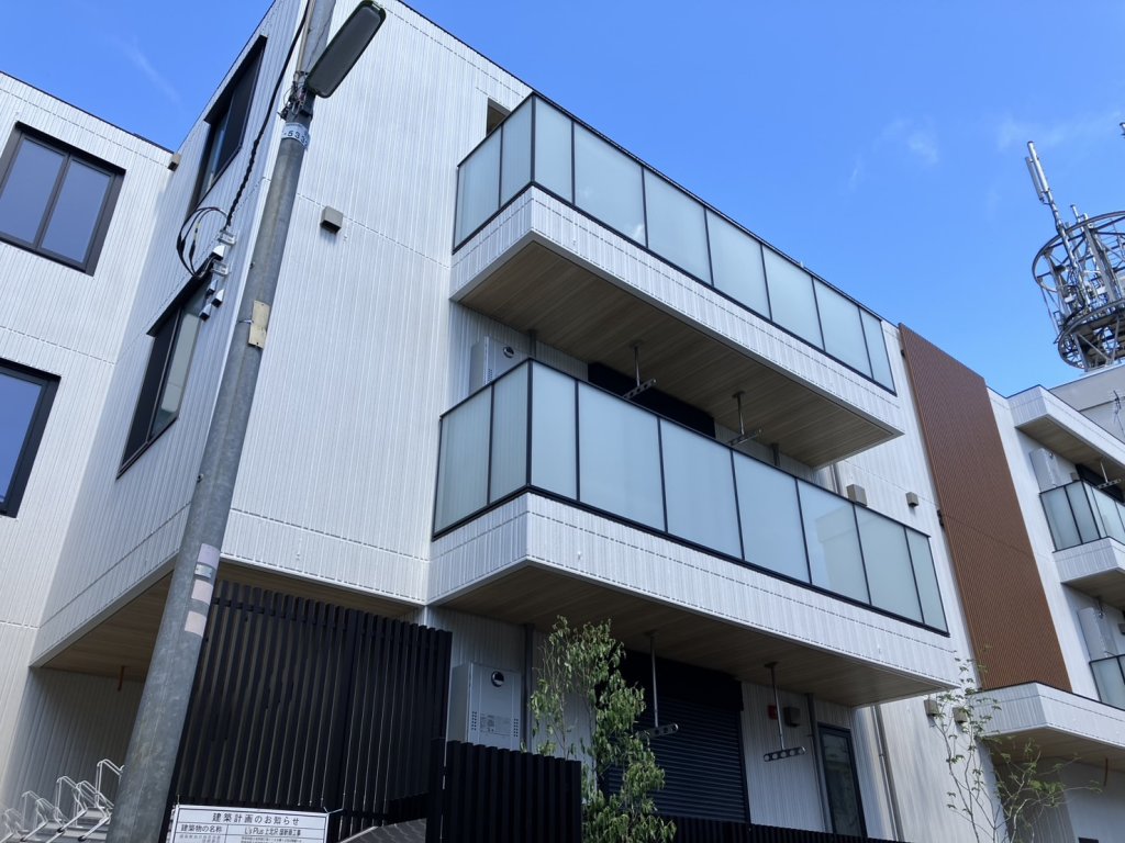 301号室 10