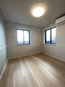301号室 8