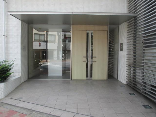 402号室 11