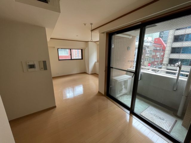 401号室 6