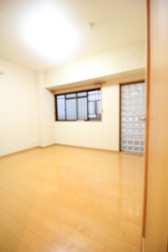 304号室 6