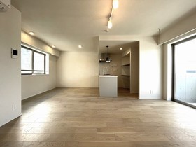 301号室 5
