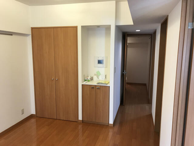 201号室 3