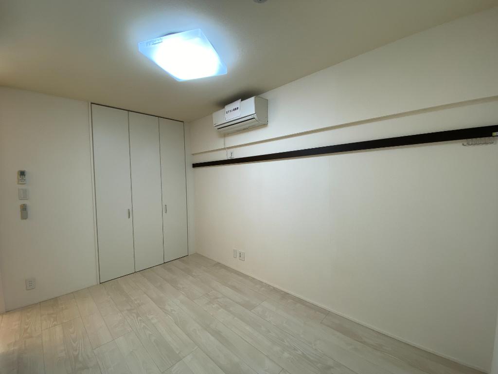 204号室 7