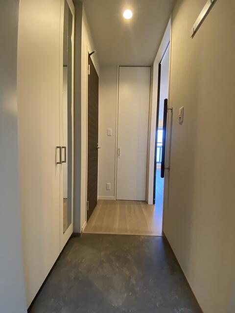 302号室 9