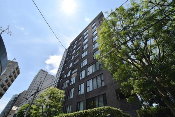 フォレセーヌ赤坂氷川町 4