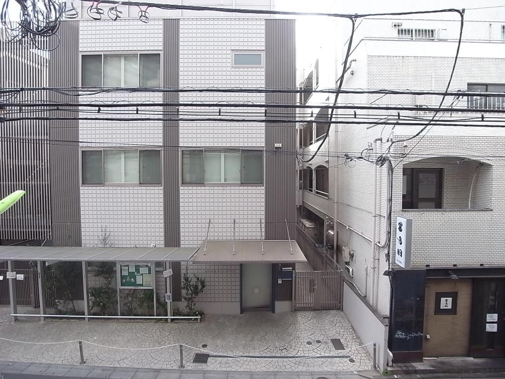 205号室 11