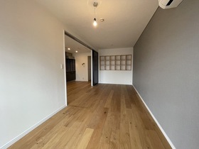 804号室 7