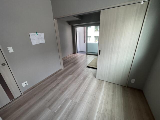 402号室 5