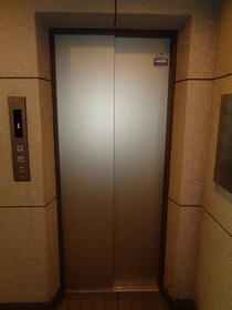 305号室 5